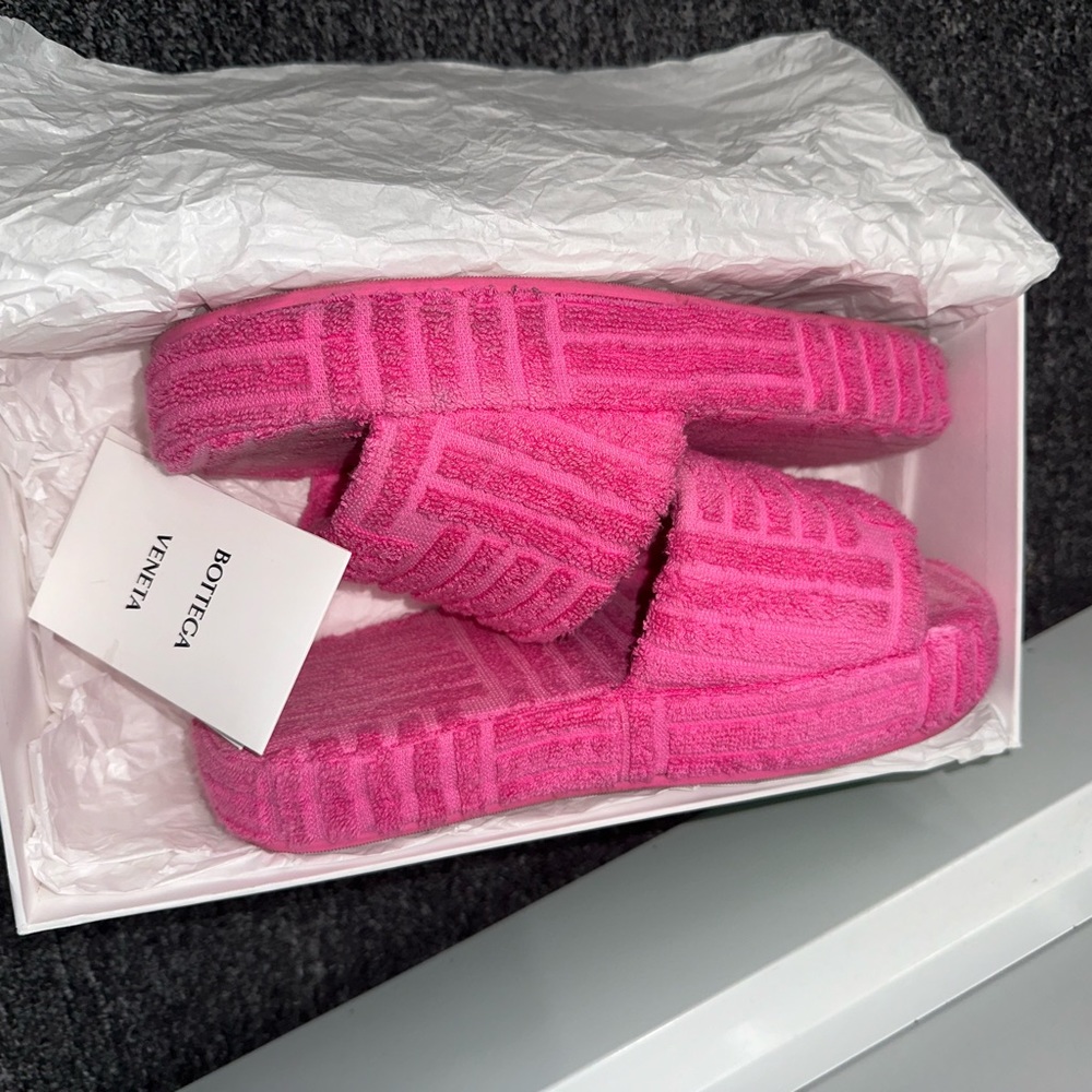 Bottega Veneta Terry Slides